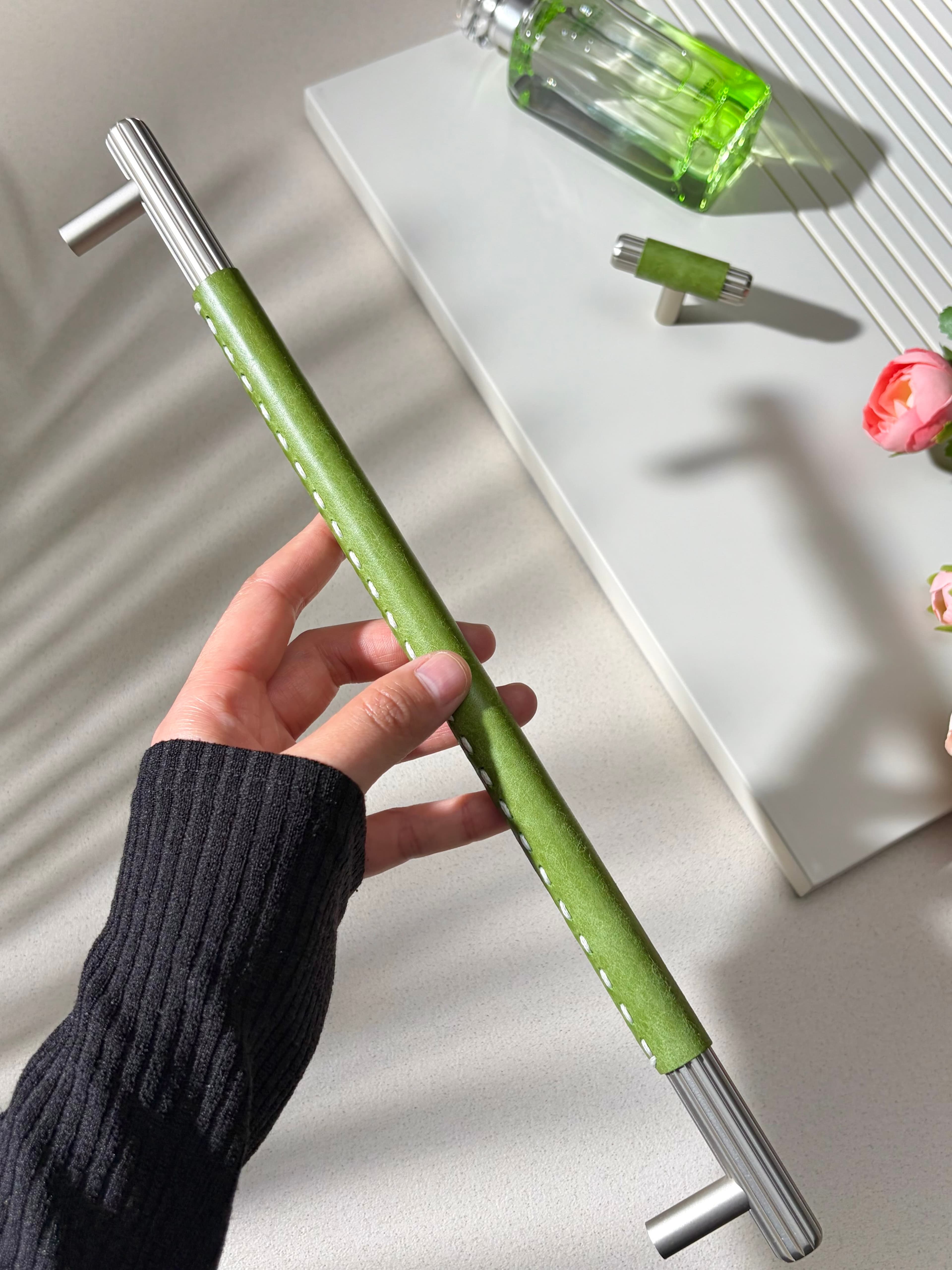 A24-复古青竹植鞣皮与银色哑光搭配
