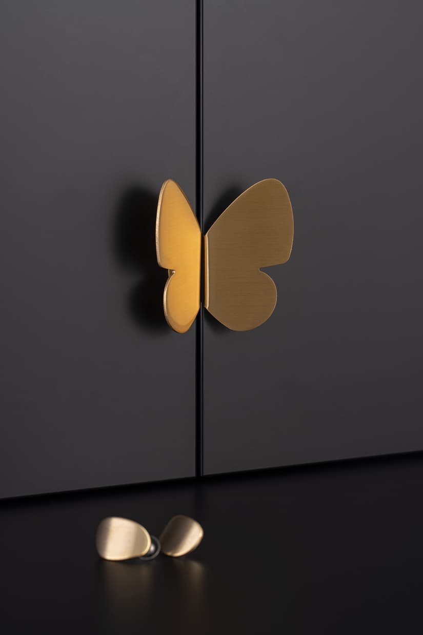 BUTTERFLY